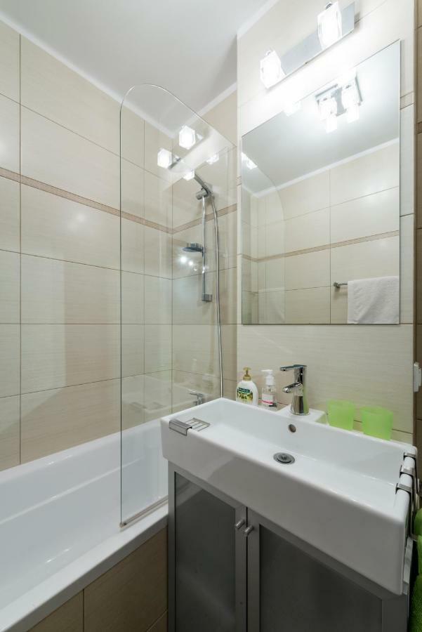 Apartment Saski Garden Marszalkowska Street Warsaw Exterior photo